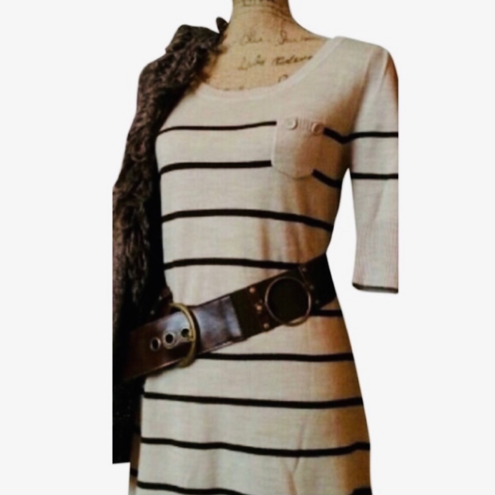 Takeout Women’s Tan Beige Stripes Tunic Top - Size Medium